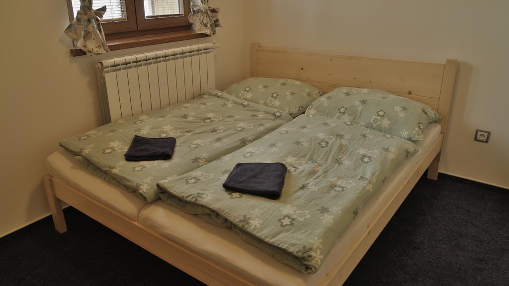 Horsky Apartman Draps Ostruzna Exterior photo